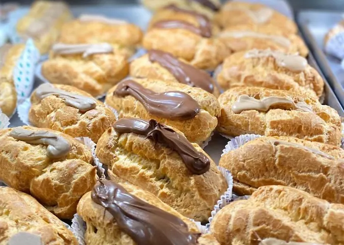 Sunny Suite Napoli - Jacuzzi Romantic Rooms Near Central Station & Historic Center Nocleg ze śniadaniem Neapol