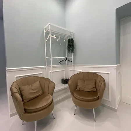 לינה וארוחת בוקר Sunny נאפולי