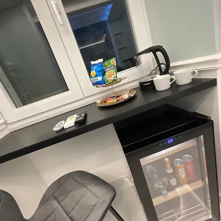 Sunny לינה וארוחת בוקר 4*