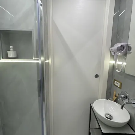 Sunny Bed & Breakfast 4*