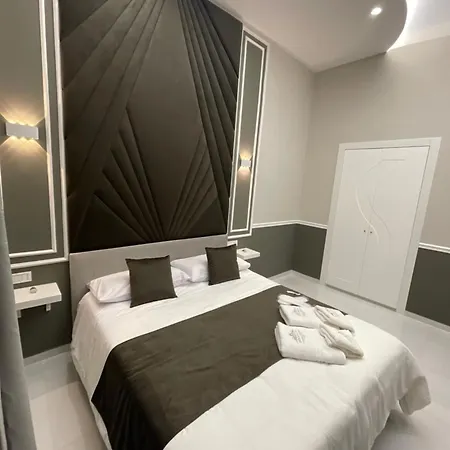 Sunny Oda ve Kahvaltı 4*